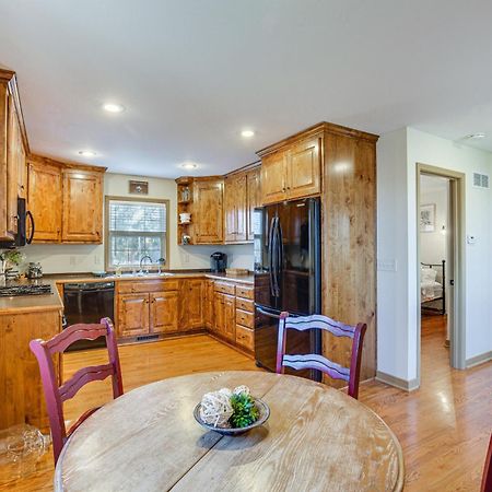 Villa Cozy Liberty Getaway With Fire Pit And Patio! Exterior foto