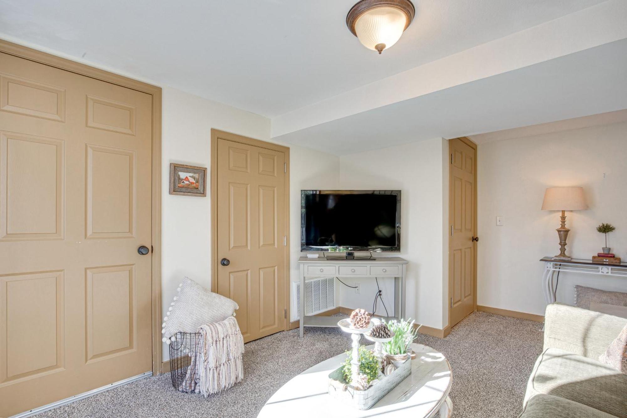 Villa Cozy Liberty Getaway With Fire Pit And Patio! Exterior foto