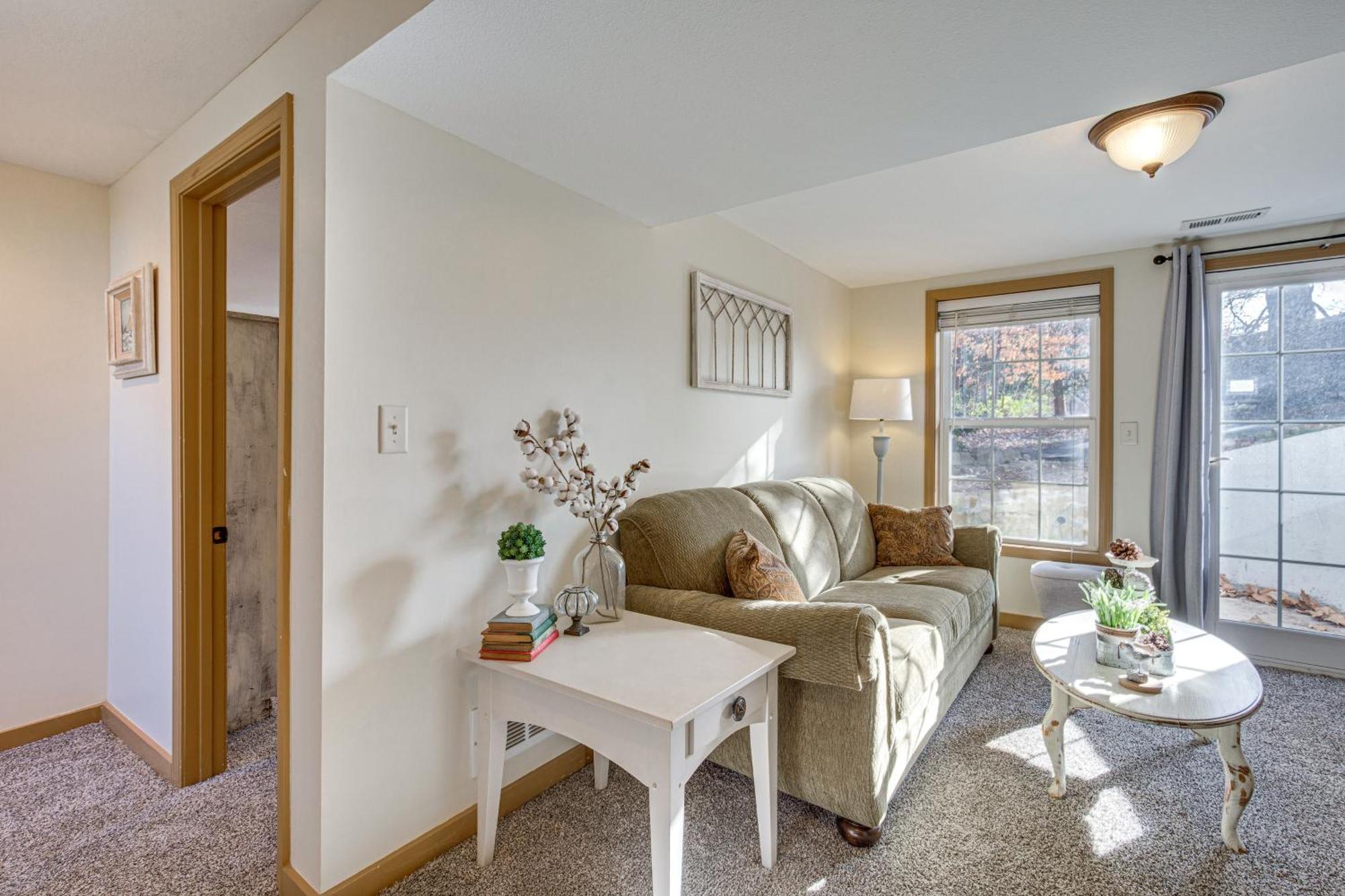Villa Cozy Liberty Getaway With Fire Pit And Patio! Exterior foto