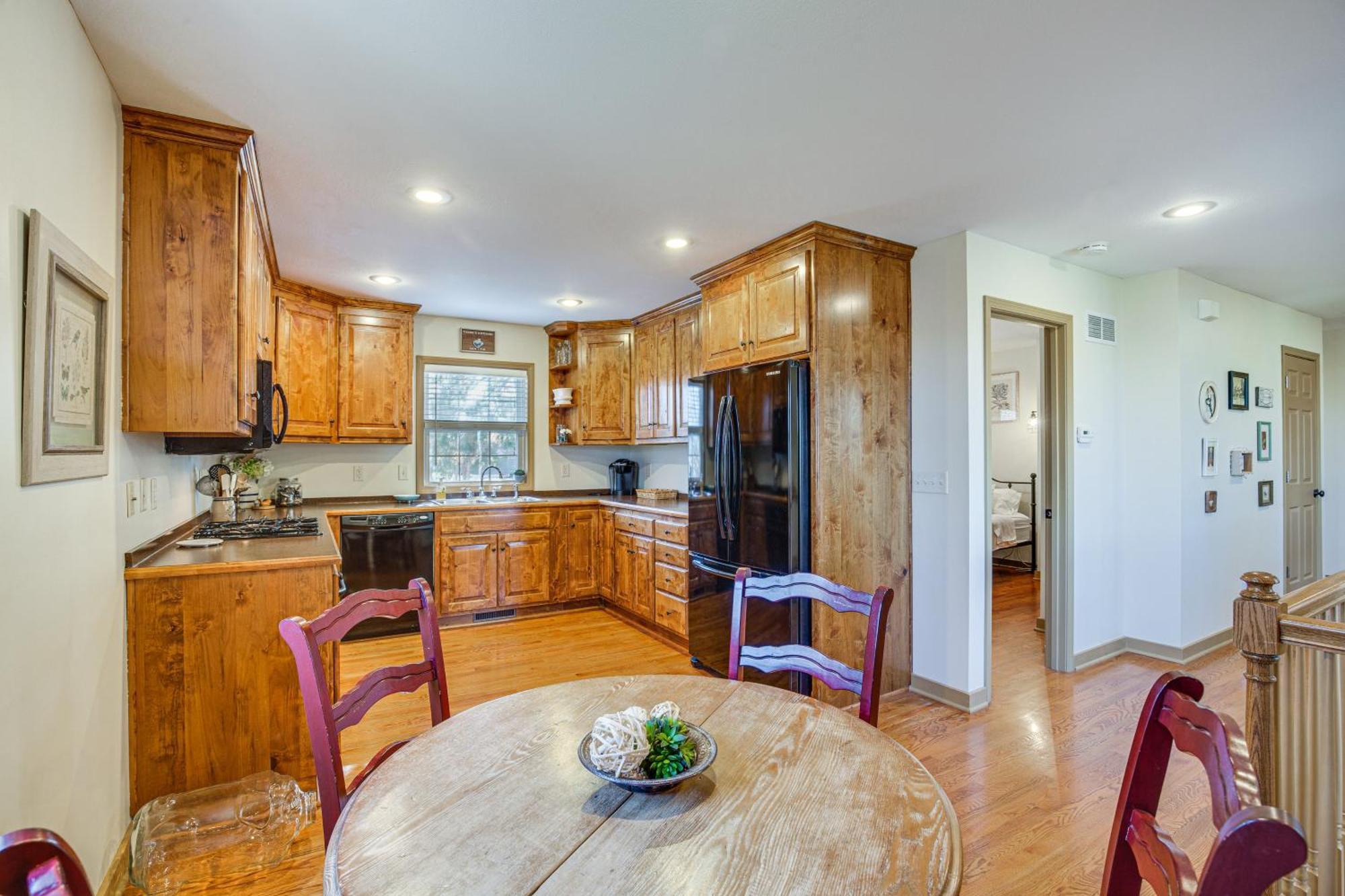 Villa Cozy Liberty Getaway With Fire Pit And Patio! Exterior foto