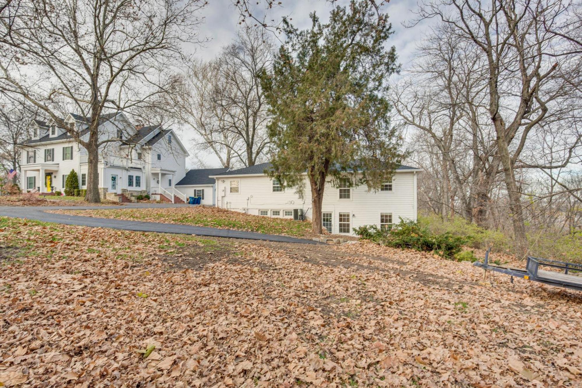 Villa Cozy Liberty Getaway With Fire Pit And Patio! Exterior foto